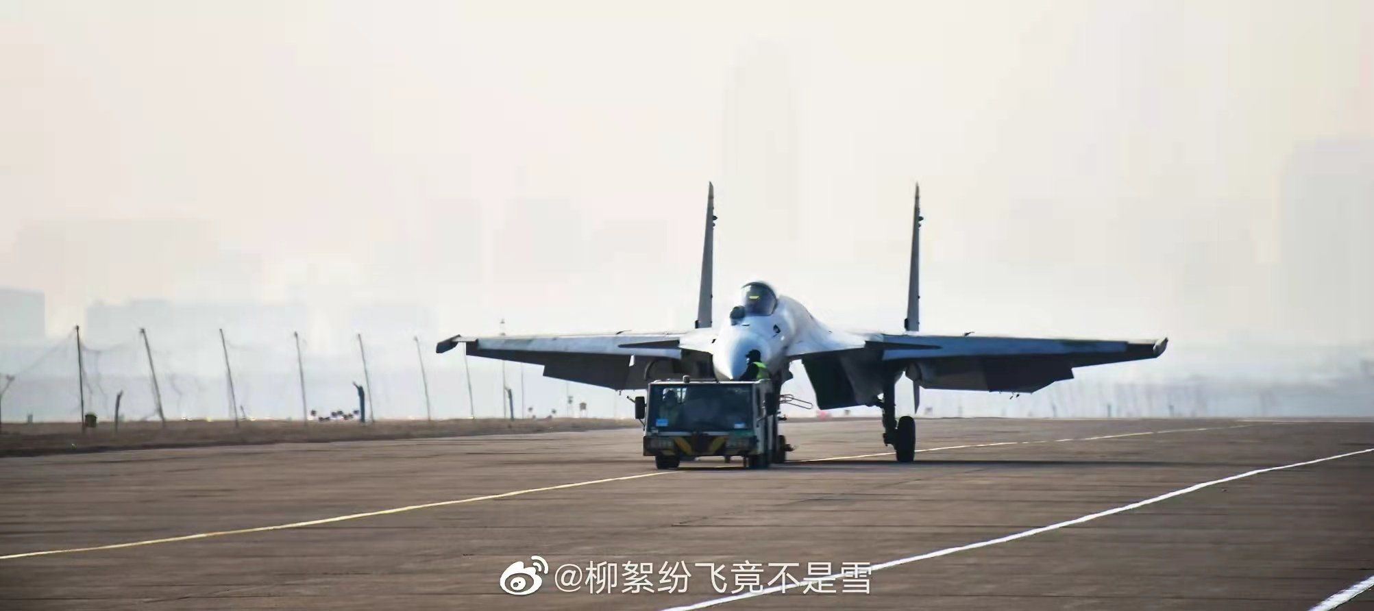 China unveiled an updated J-15 fighter jet for use on aircraft carriers