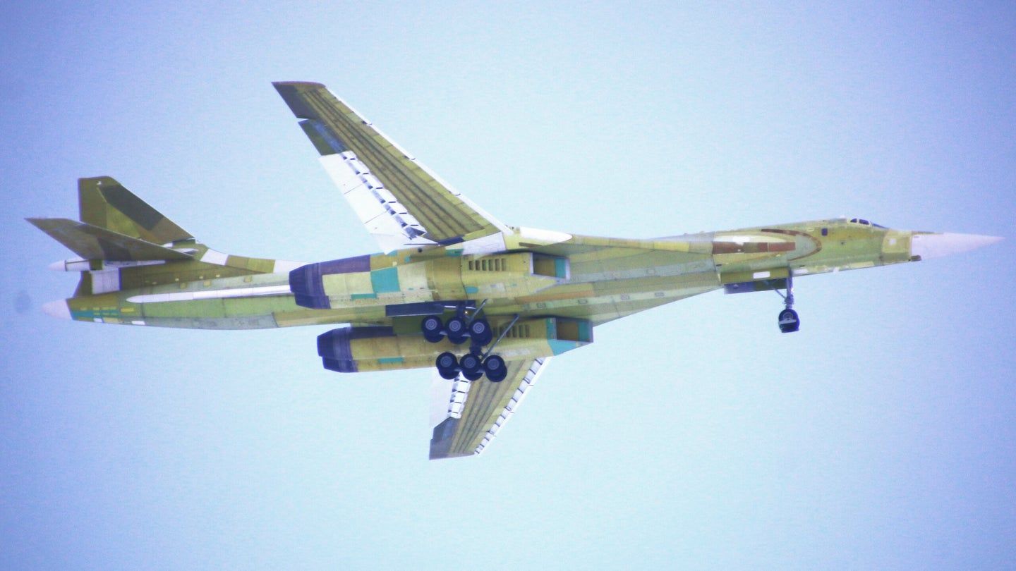 Russia’s New Blackjack Tu-160M on its Maiden Flight