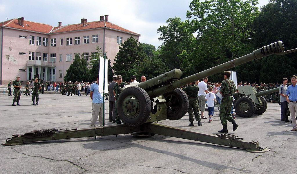 Baltic nations send US-made Stingers, Javelins to Ukraine while Germany Resists