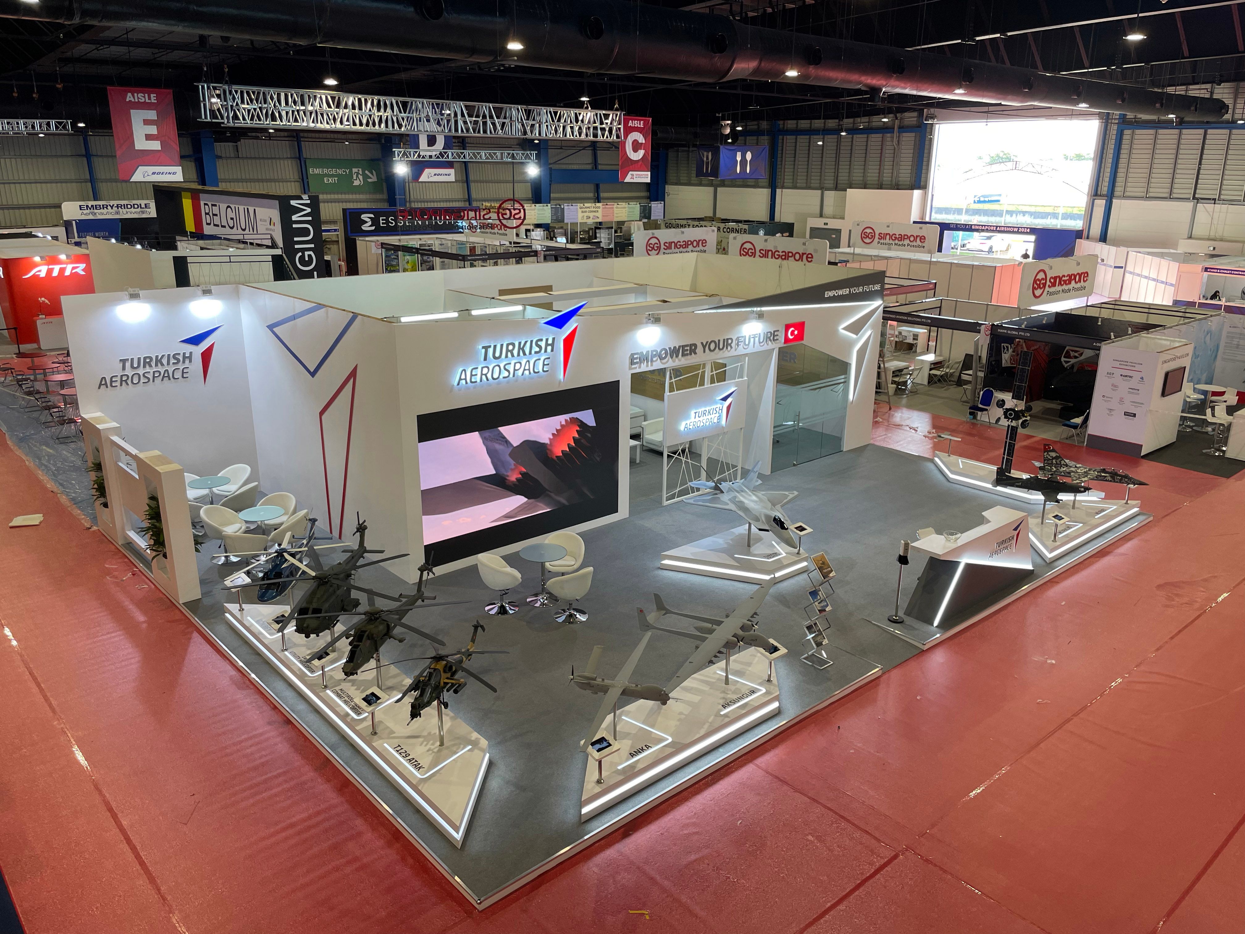 TUSAŞ Exhibits Turkish Fighter TF-X in Asia for the first time