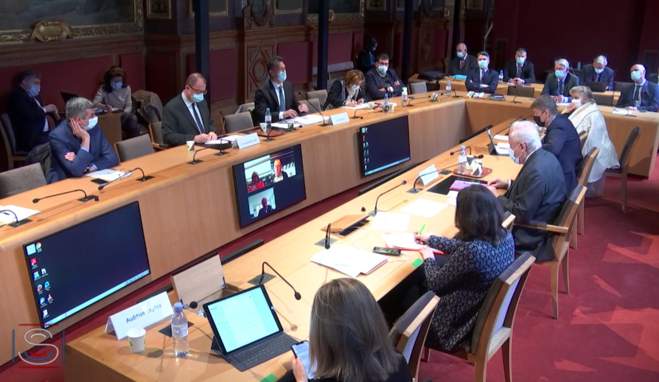 Hoke Defended FCAS at the French Senate
