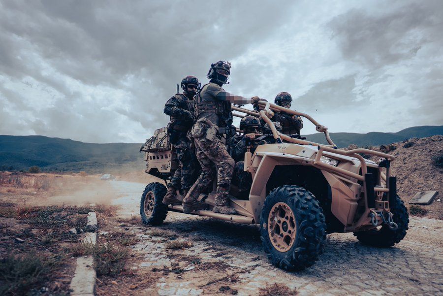 British Army Gets UGV with autonomous navigation for Logistic Support