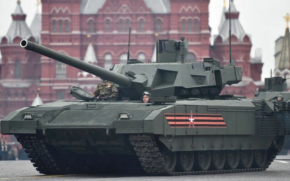 Russia Exhibits the Latest Export Version of the Armata Tank