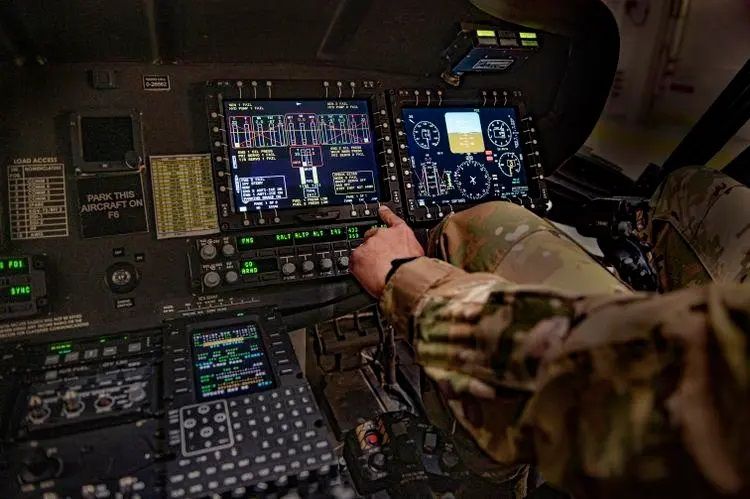 US Army Completes UH-60V “Victor” IOT and Evaluation