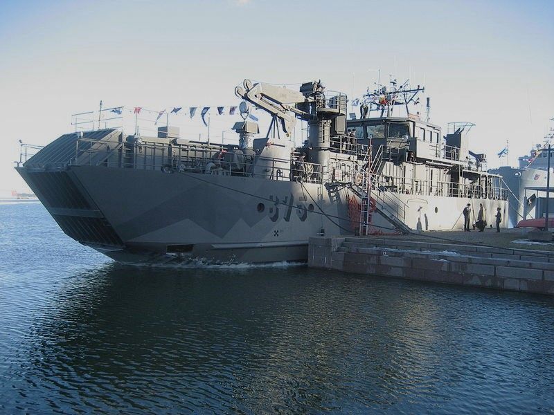 Finnish Minelayer Pyhäranta Ran Aground During Exercise