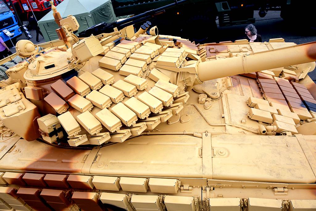 Belarus sent 20 T-72B Tanks to Russia