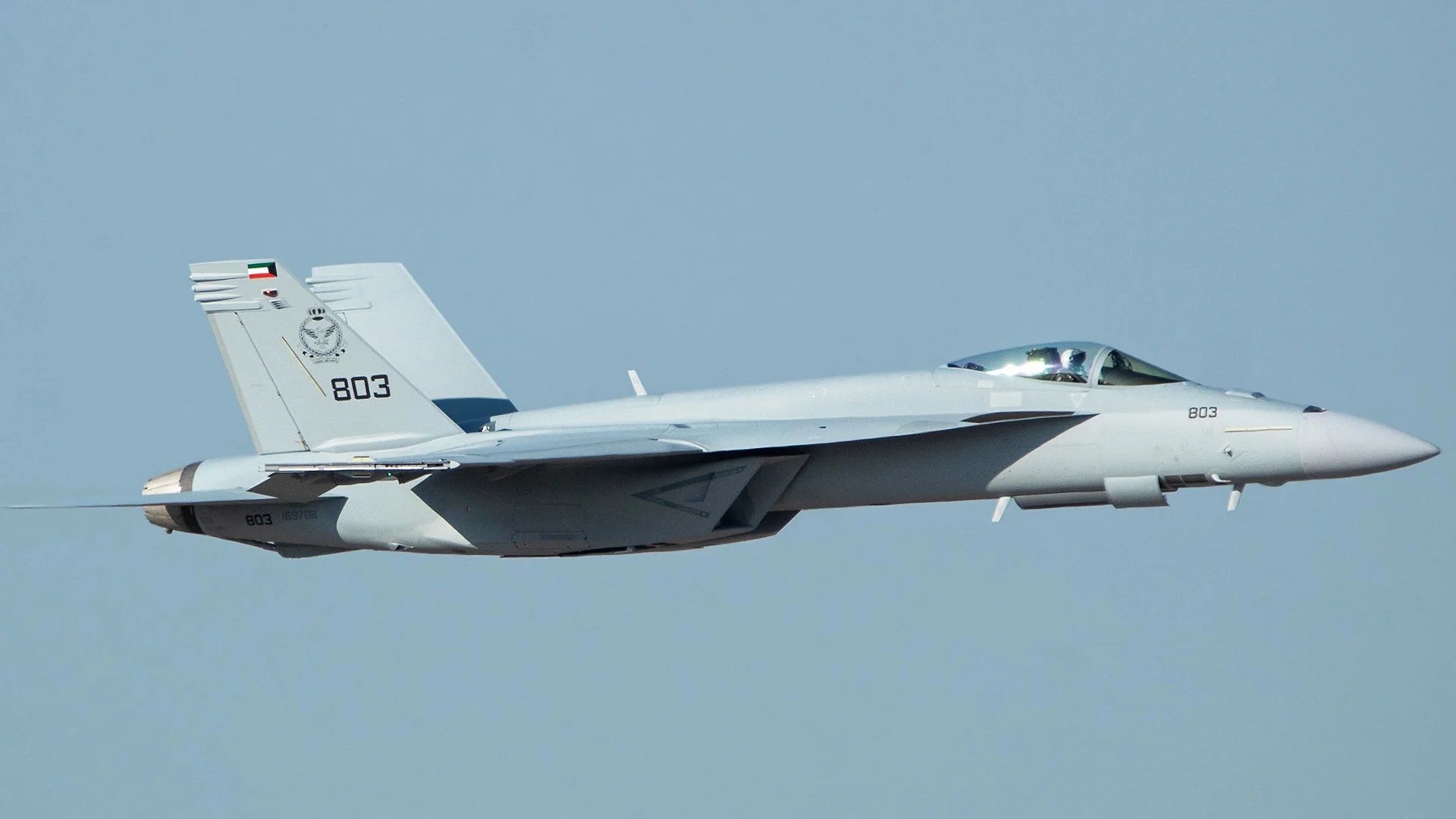 03_FA18_2974_02.jpg