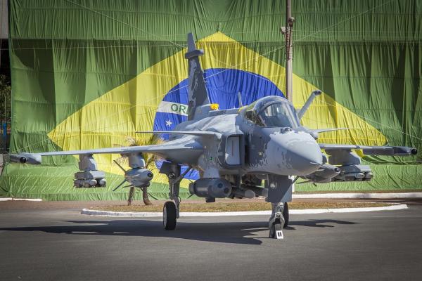 SAAB Brazil FAB Gripen F-39.jpg