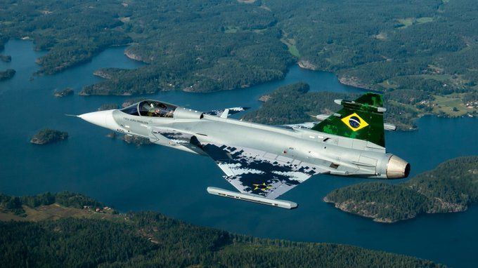 SAAB Brazil Gripen FAB F-39.jpg