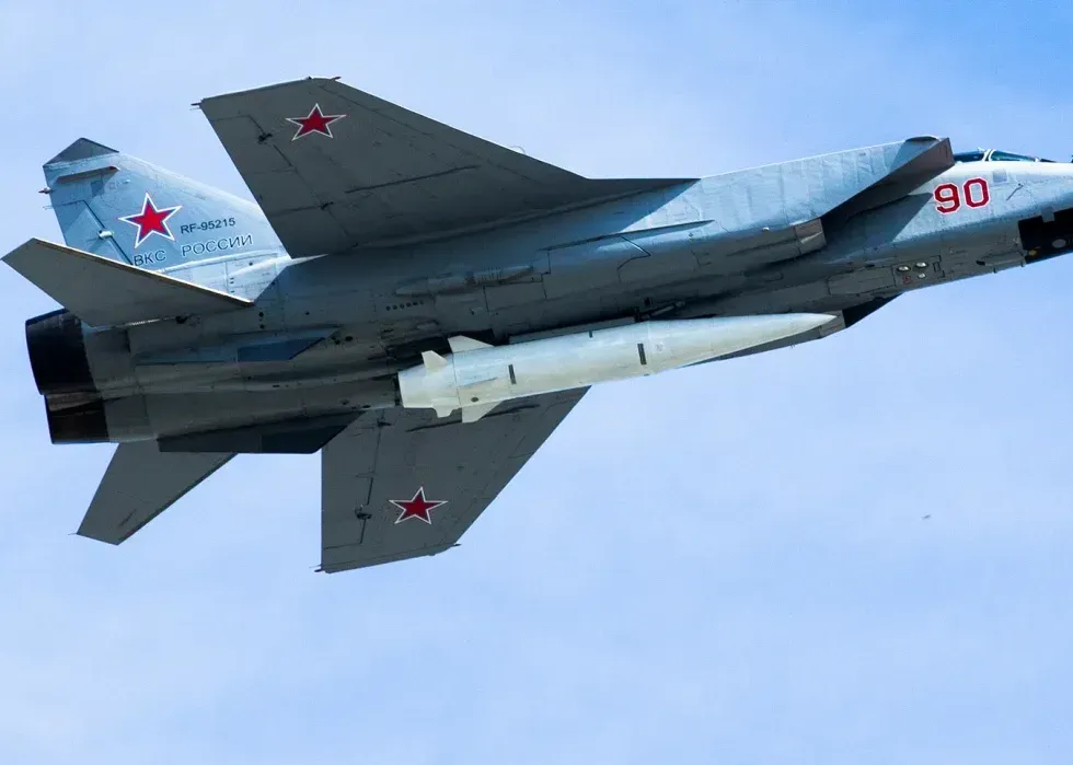 Kh-47 kinzhal Hypersonic missile TurDef.webp