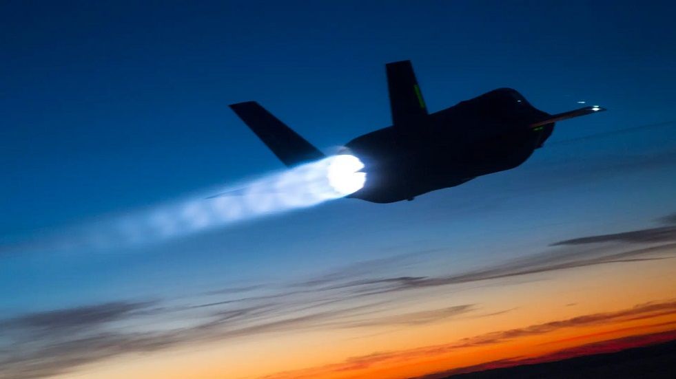 F-35B Engine afterburner TurDef.jpg