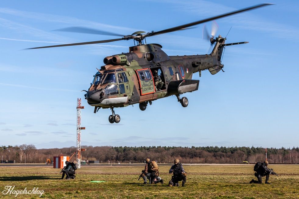 AS532U2 Cougar TurDef.jpg
