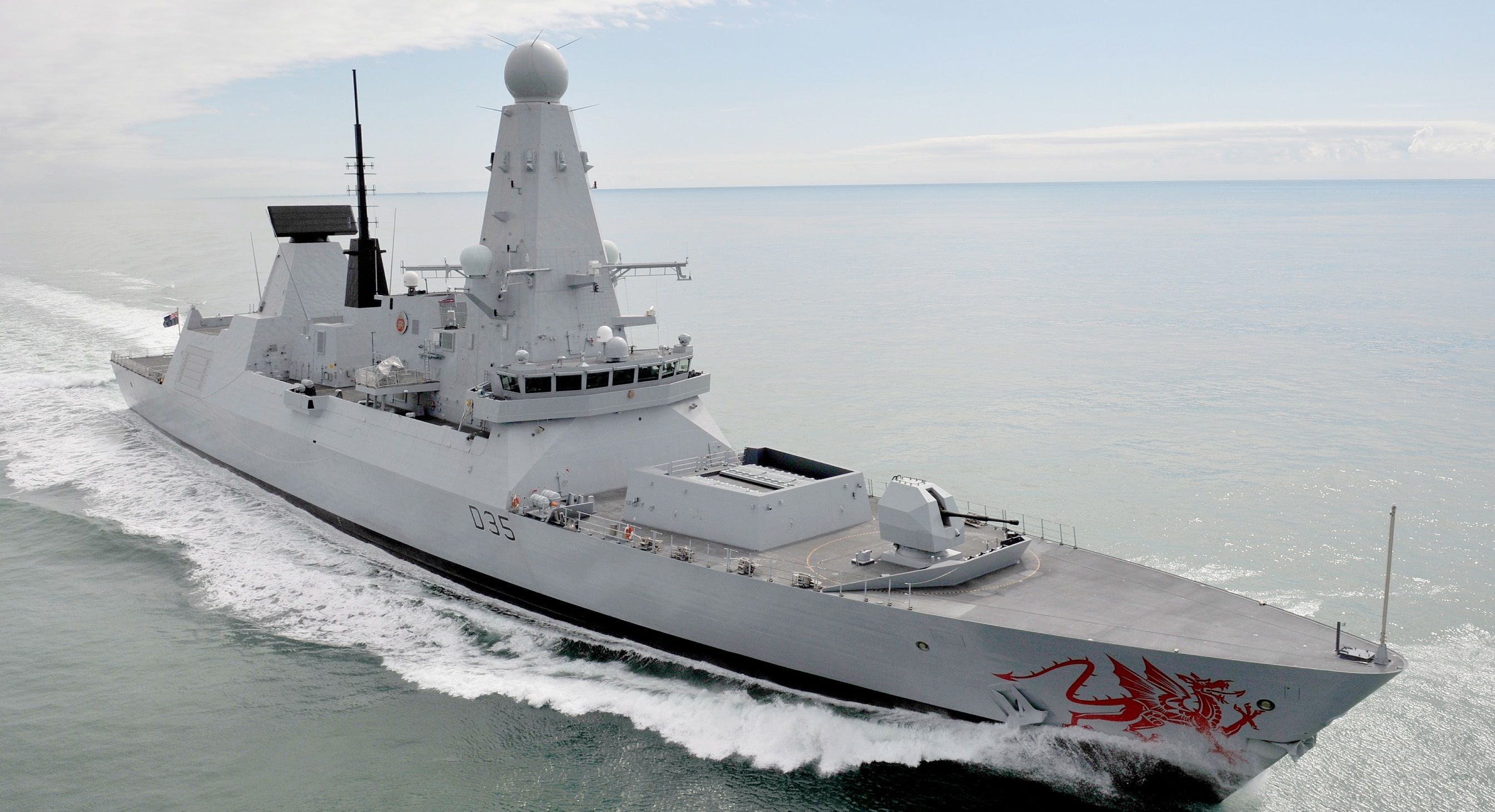 HMS Dragon Testfires its Sea Viper