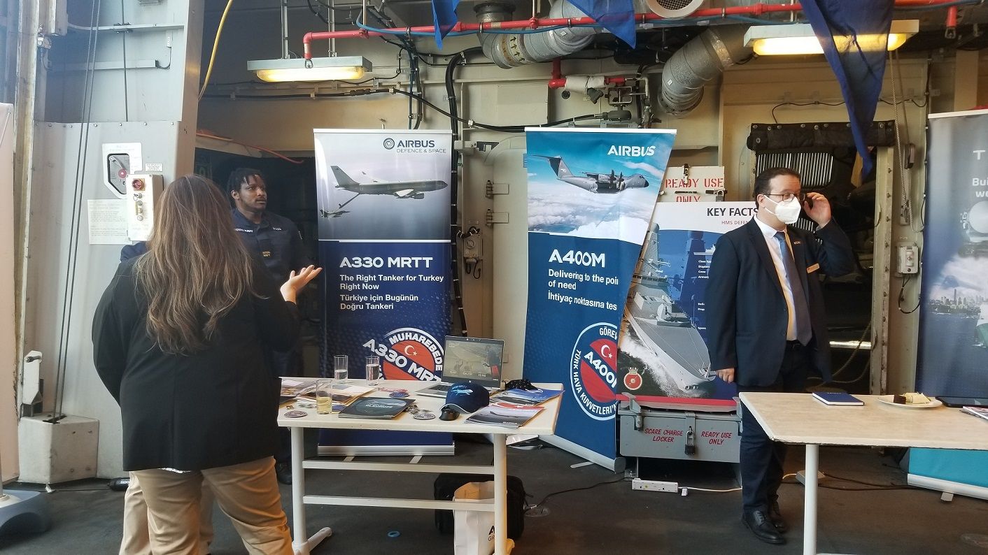 HMS Defender Hosted UK Industry Day in Istanbul