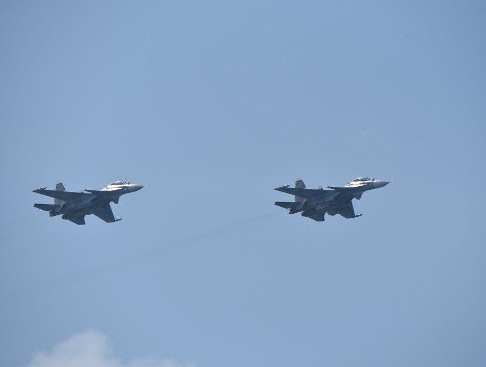Russian planes harass Dutch HNLMS Evertsen frigate